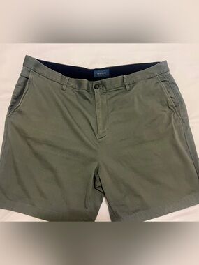 🏷️ Fairlane Men’s Classic Chino Shorts - Olive Green (Size 40)